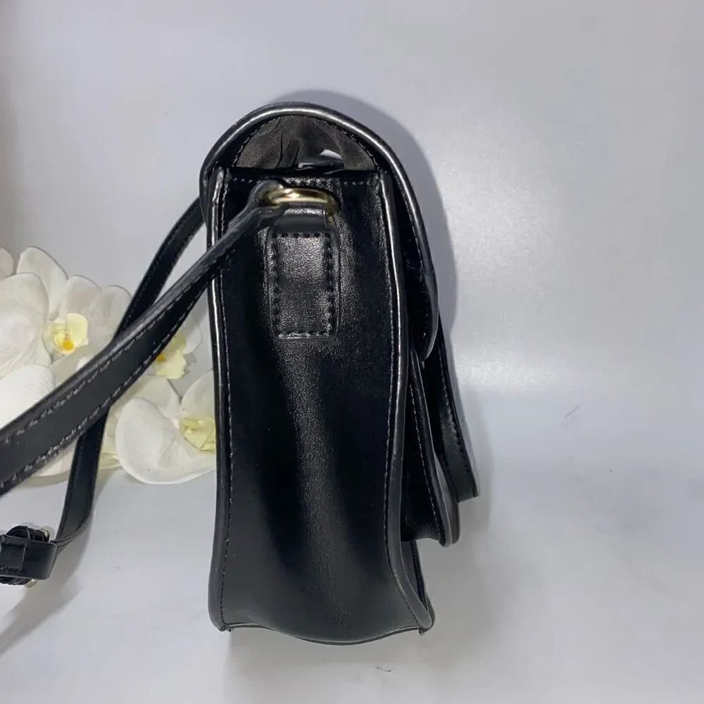 🎉NEW🎉 KC Jagger Richie Leather Crossbody Bag Black Med.